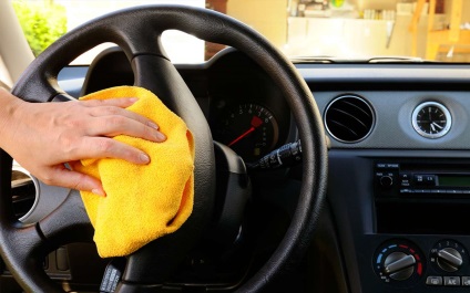 Cum de a alege mijloace pentru curățarea interioarelor auto, repararea autoturismelor