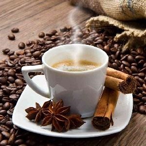 Cafea cu alăptarea, o pot folosi cu lapte