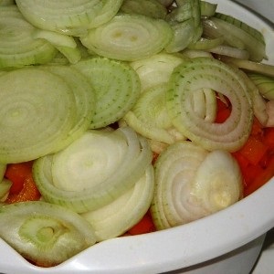 Salată conservată cu castraveți și ciuperci