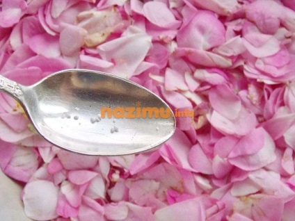 Petale de trandafir cu zahăr - rețetă foto pentru petale de ceai pentru iarnă