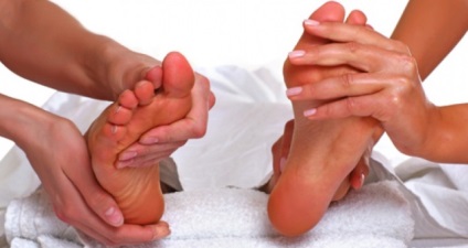 Masați-vă masajul piciorului, masajul