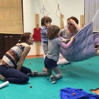 Master class - metoda Montessori și integrarea senzorială pentru a învăța cu ușurință !, Logomag