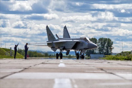 Migi-31 la falconul aeronavei din Perm - revizuire militară