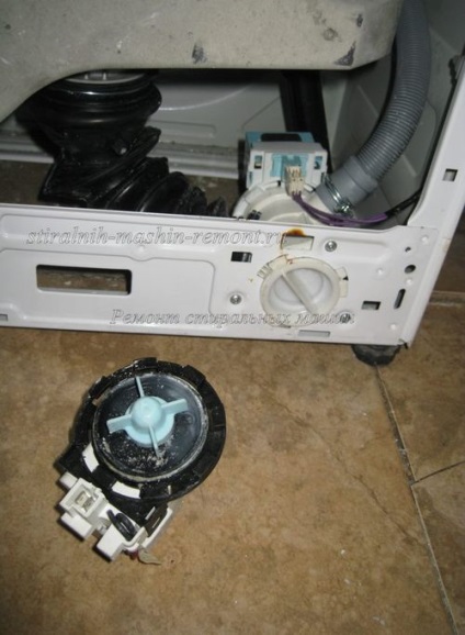 Defecțiunile la mașina de spălat vor indica codurile de eroare și repararea