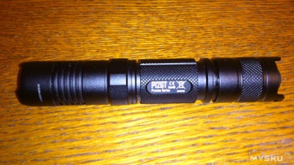 Nitecore p12gt - gama lungă de buzunar