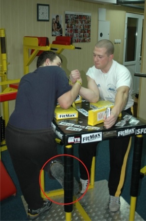 Az arm-wrestling ruhák és sérülések alapjai # # fegyverport # fegyverport #