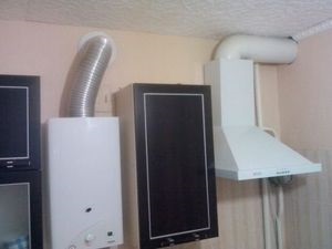 Caracteristici de instalare de hote în camere diferite ale unei case private, schema de ventilație într-o casă privată