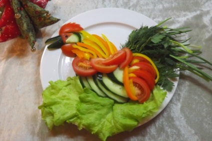 Növényi saláta-szeletelő kakas