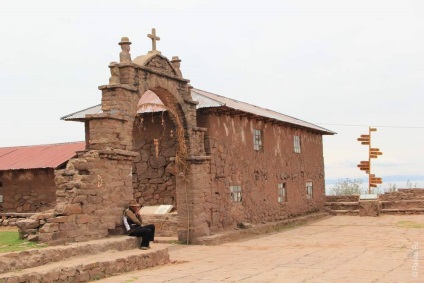 A Titicaca-tó Peruban és Uros és Tacic szigetén, titicaca, uros, taquile