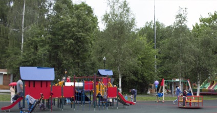 Moszkvai parkok - gyermekekkel sétálva Troparevsky Park