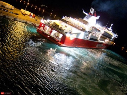 Ferry de la Creta la Mykonos