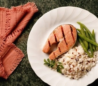 Pește în aelogril cum să gătești un fel de mâncare delicioasă, sănătoasă, cu conținut scăzut de calorii