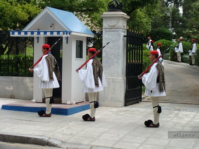 Călătorie independentă în Grecia (Atena, meteori, Salonic, Rhodos)