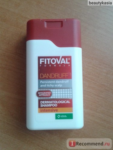 Șamponul din mătreață a fost tratat dermatologic - 