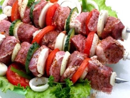 Shish kebab pe vin - retete pentru prepararea cărnii