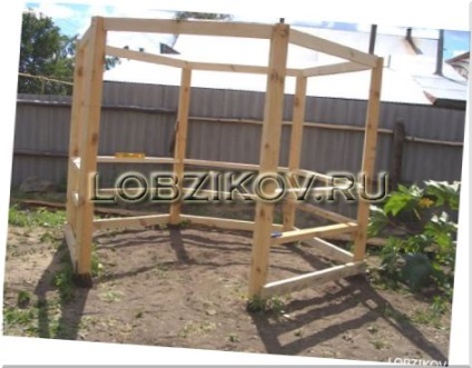 Constructia de gazebos din lemn pe site