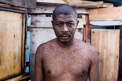 Tatuajul prizonierilor africani, proaspăt - cel mai bun din Runet pentru o zi!