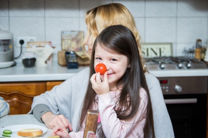 Tatyana gramonă despre ce se întâmplă atunci când fiul ei aduce un deuce