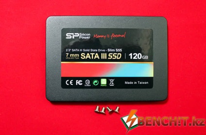 Testarea puterii SSD cu siliciu SSD cu o capacitate de 120 gigabytes