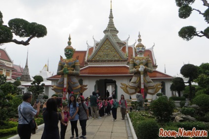 Wat Arun - un templu non-standard din Bangkok