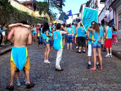 În Brazilia, până la țărmurile îndepărtate ale carnavalului din Brazilia
