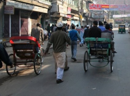 Velo și autorickshi, ghid pentru India