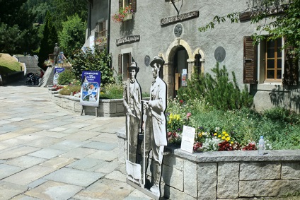 Urcând Mont Blanc în timpul verii, o excursie la Chamonix, cana, Alpi