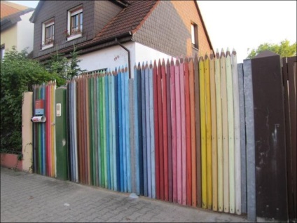 Gard pentru o casă este ieftin