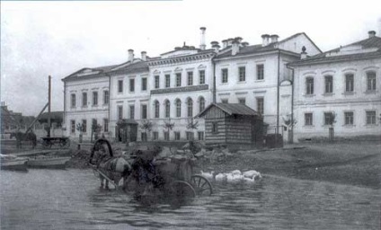 Epoca de aur a Ekaterinburgului - în secolul XIX, Ekaterinburg a experimentat o febră de aur asemănătoare febrei