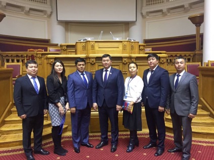 5 cei mai tineri deputați ai parlamentului și ceea ce își amintesc - știri din Kârgâzstan și Bishkek