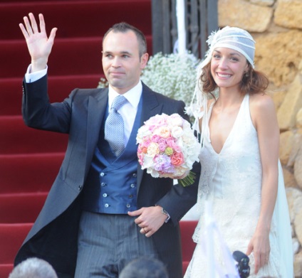 Andres Iniesta sa căsătorit cu Anne Ortiz, din fotbal