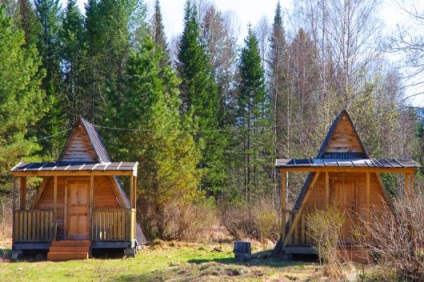 Pihenés alapja a teletskoye-tónál nyáron és télen