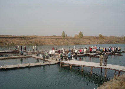 Lacul turcoaz, carieră turcoaz