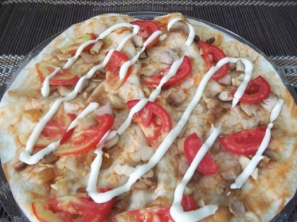 Pizza rapidă făcută din pâine pita