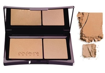 Luminozitatea soarelui și a luminii cu un pudră de bronzare, duo couleurs natura - bronz și mama-de-perla - de la yves