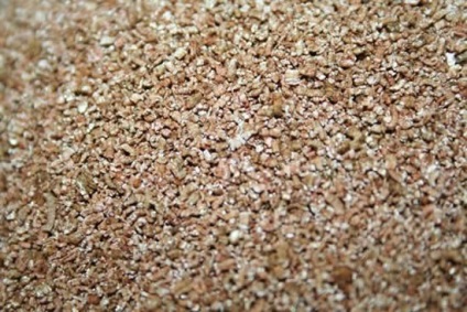 Ce este vermiculitul și utilizarea acestuia în construcții