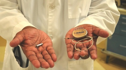 Két amerikai adventista kórház kínálja a világ legkisebb pacemakerét - a logókat