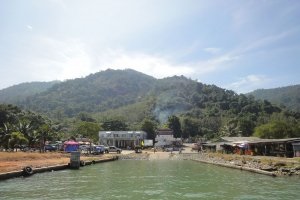 Hol jobb pihenni Koh Chang szigetén vagy Samuin