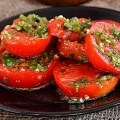 Caviar de roșii verzi și roșii pentru rețetele de iarnă cu mere și morcovi
