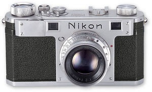 Istoria companiei nikon