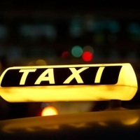 Cum să nu te lași să fii păcălit în taxi
