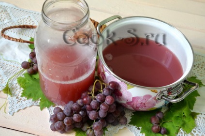 Как да се готви на гроздовия сок за зимата у дома