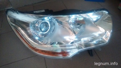 Cum să dezasamblați lumina reflectoarelor citroen c4 2012 și să instalați lentile bi-xenon, 