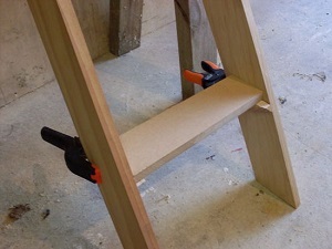 Cum se face o scară din lemn - o descriere a etapelor de lucru