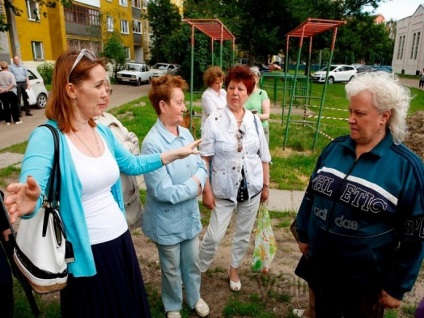 În calitate de proprietari de locuințe pot schimba compania de management