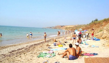 Campingurile din Odessa se odihnesc cu corturile de la mare