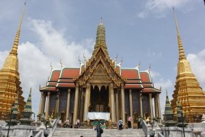 Palatul Regal și Templul Buddha Emerald sunt principalele atracții din Bangkok photo, ca