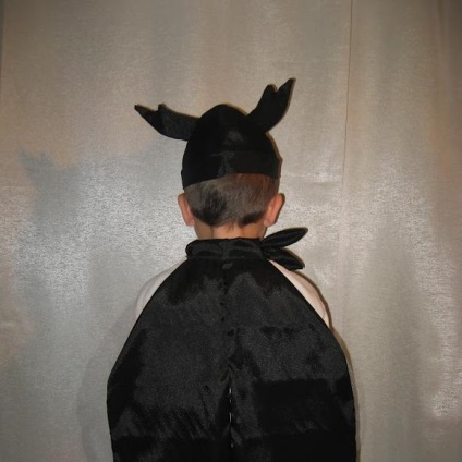 Costum de gândac mai pentru băiatul cu mâinile sale, costume de carnaval pentru copii de insecte pentru
