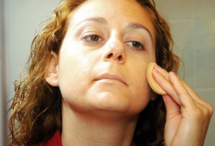 Uleiul de jojoba pentru indicațiile feței și caracteristicile produsului