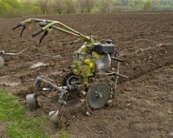 Moto Cultivator Tarpan (Motoblock) Atasamente, Specificatii